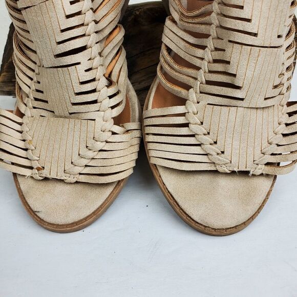 Qupid faux leather boho nude block heel sandals - Picture 7 of 8